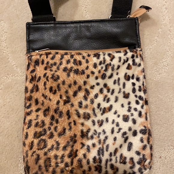 Fairnine purse 👜 Leopard print - Picture 2 of 6